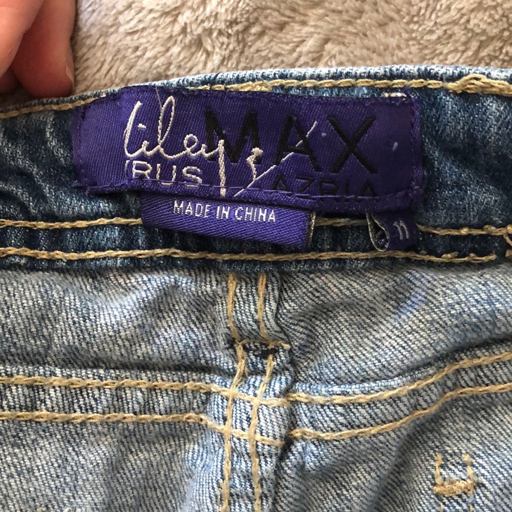 Jean shorts - Picture 3 of 3